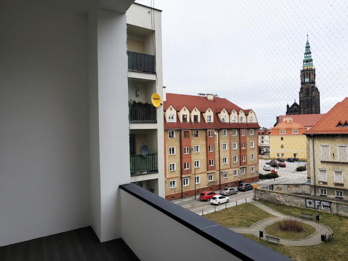 Centrum Apartament Stylowy Свідниця Екстер'єр фото